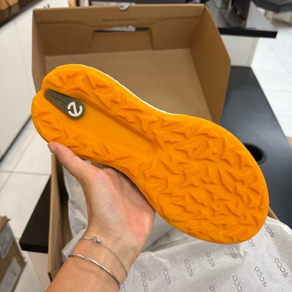 Brand New! Ecco’s Men’s White Golf Biom H5 Shoes! EU Size 43 - Picture 8 of 9